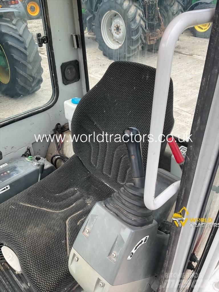 Takeuchi TB 219 حفارات صغيرة أقل من 7 طن (حفارات صغيرة)