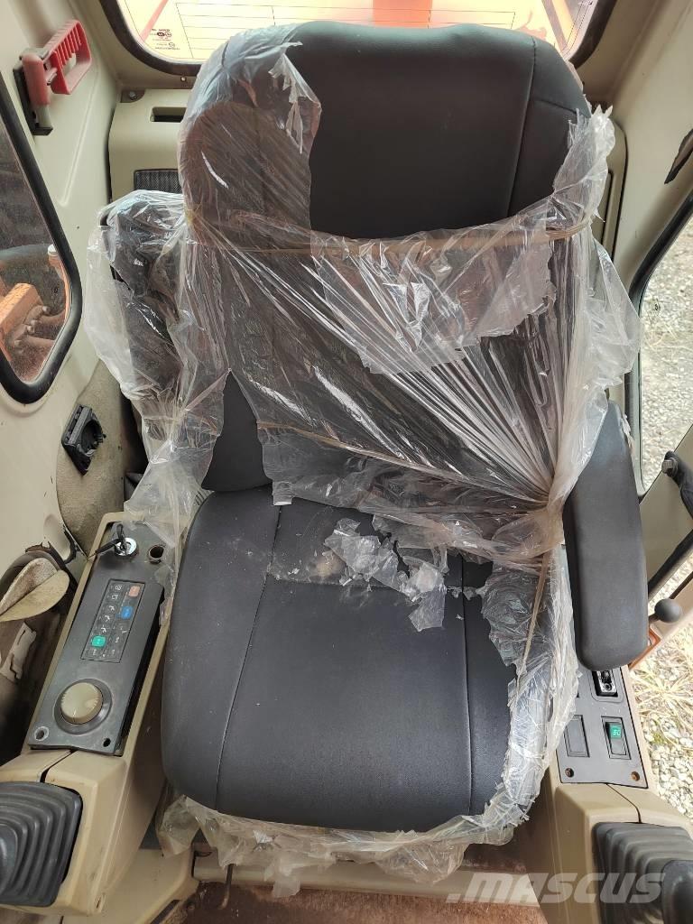 Doosan DH210W-7 حفارات بعجل