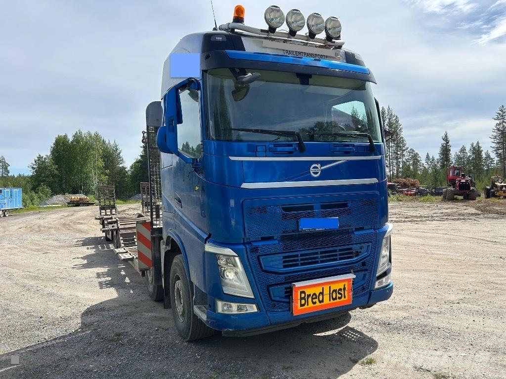 Volvo FH 500 شاحنات نقل آلة الغابات