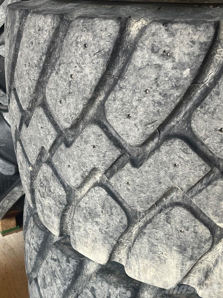Volvo L 60 F لوادر بعجل