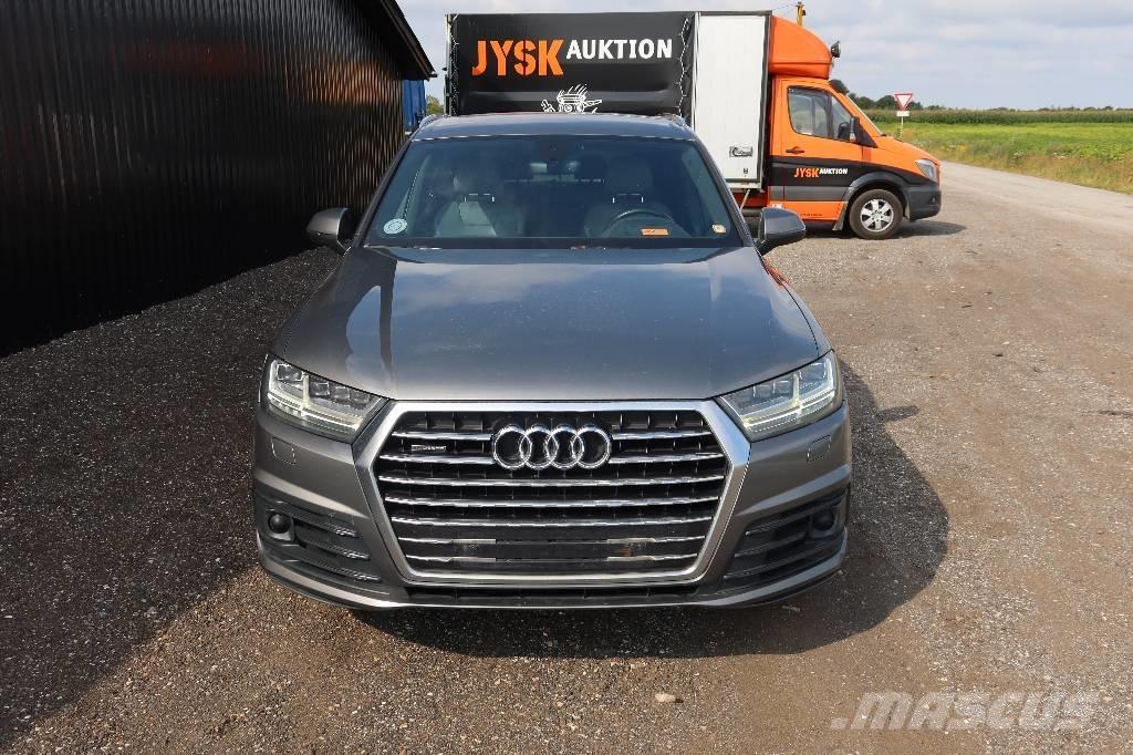 Audi Q7 سيارات