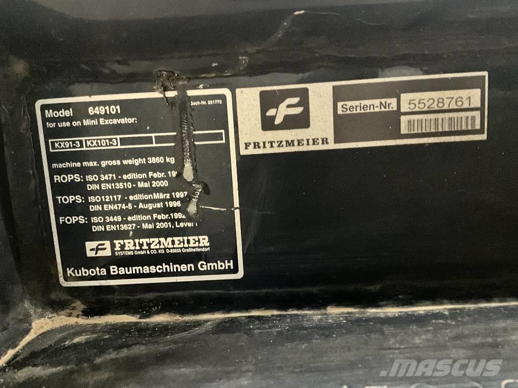 Kubota KX 91-3 كابينة والداخلية