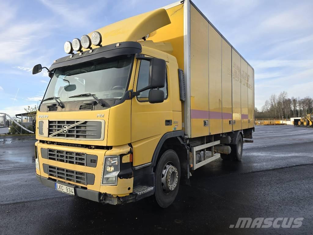 Volvo FM 300 شاحنات ذات هيكل صندوقي