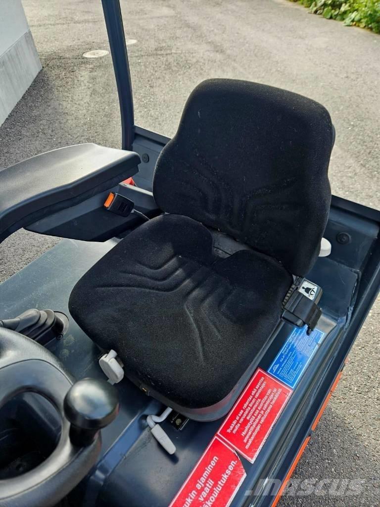 Linde E 16 C-02 شاحنات ذات رافعات شوكية تعمل بالكهرباء