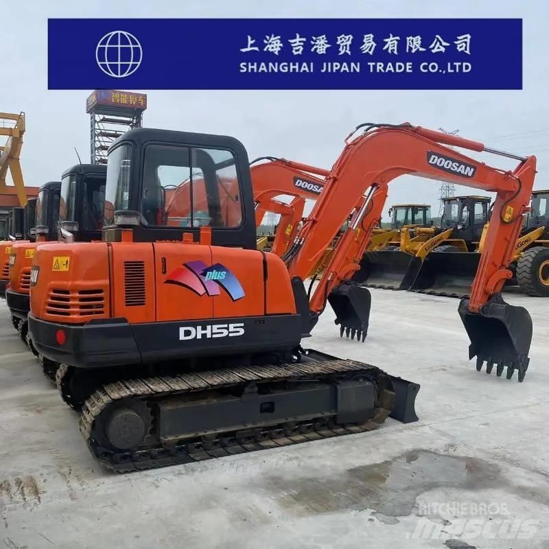 Doosan DH 55 حفارات صغيرة أقل من 7 طن (حفارات صغيرة)