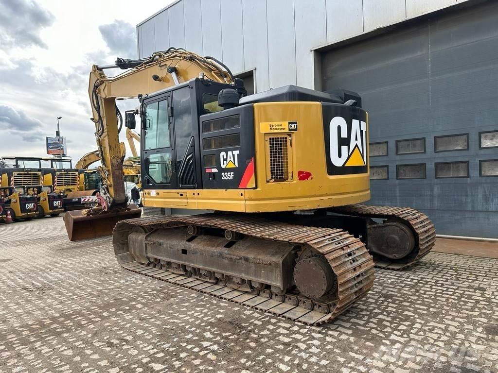 CAT 335F L CR حفارات زحافة