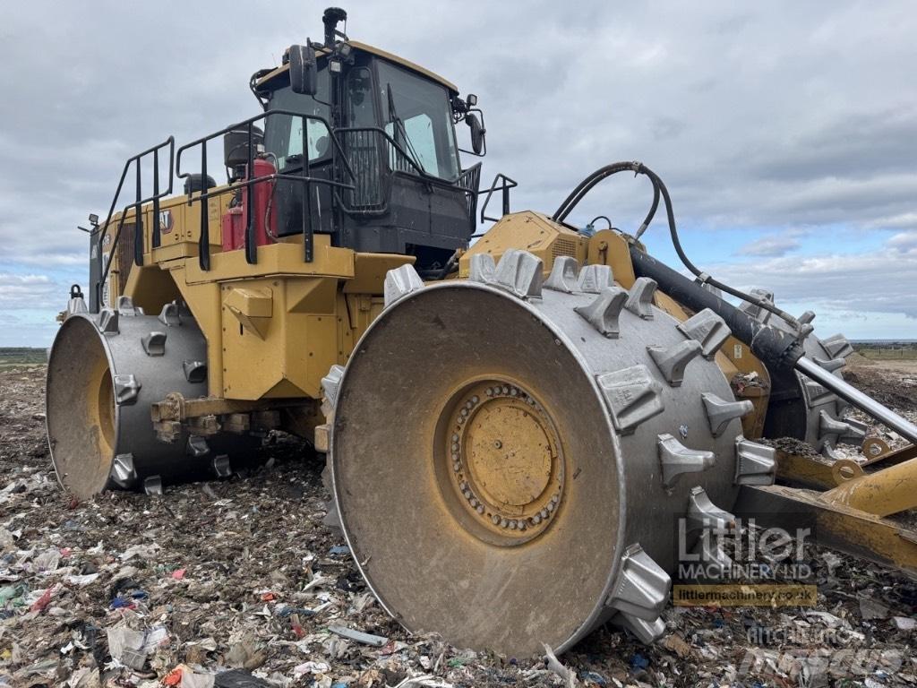 CAT 836 K مكابس المخلفات