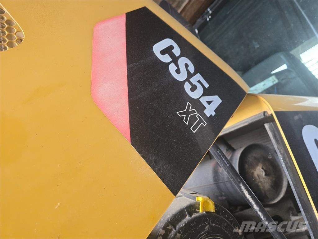 CAT Walze CS 54X ماكينات زراعية أخرى