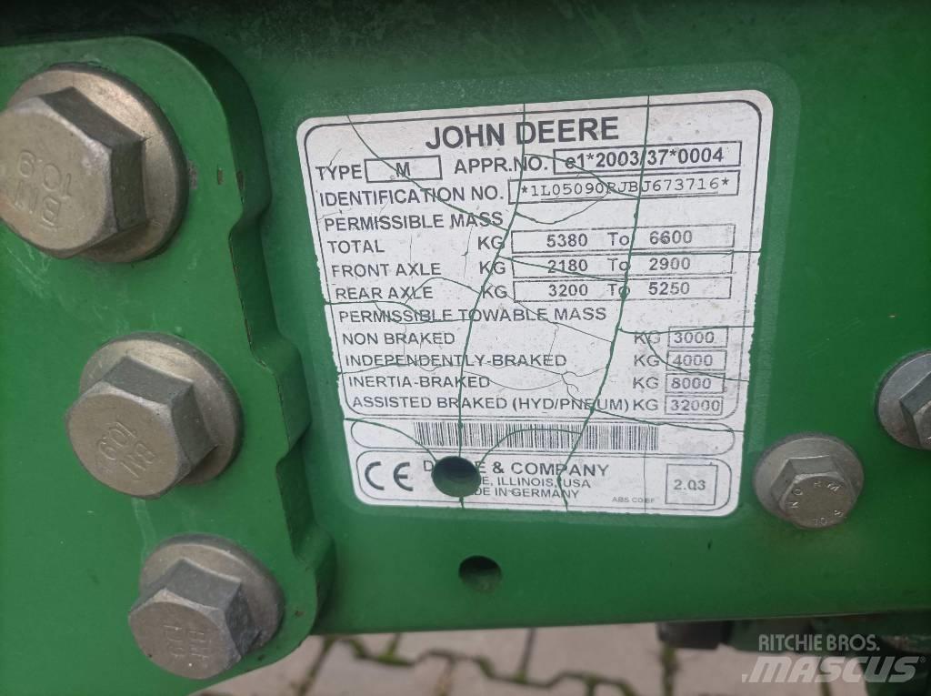 John Deere 5090 R الجرارات