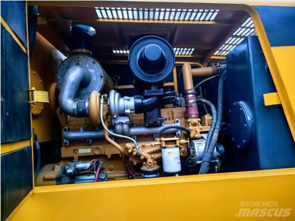 XCMG GR 2153 معدات تمهيد الطرق