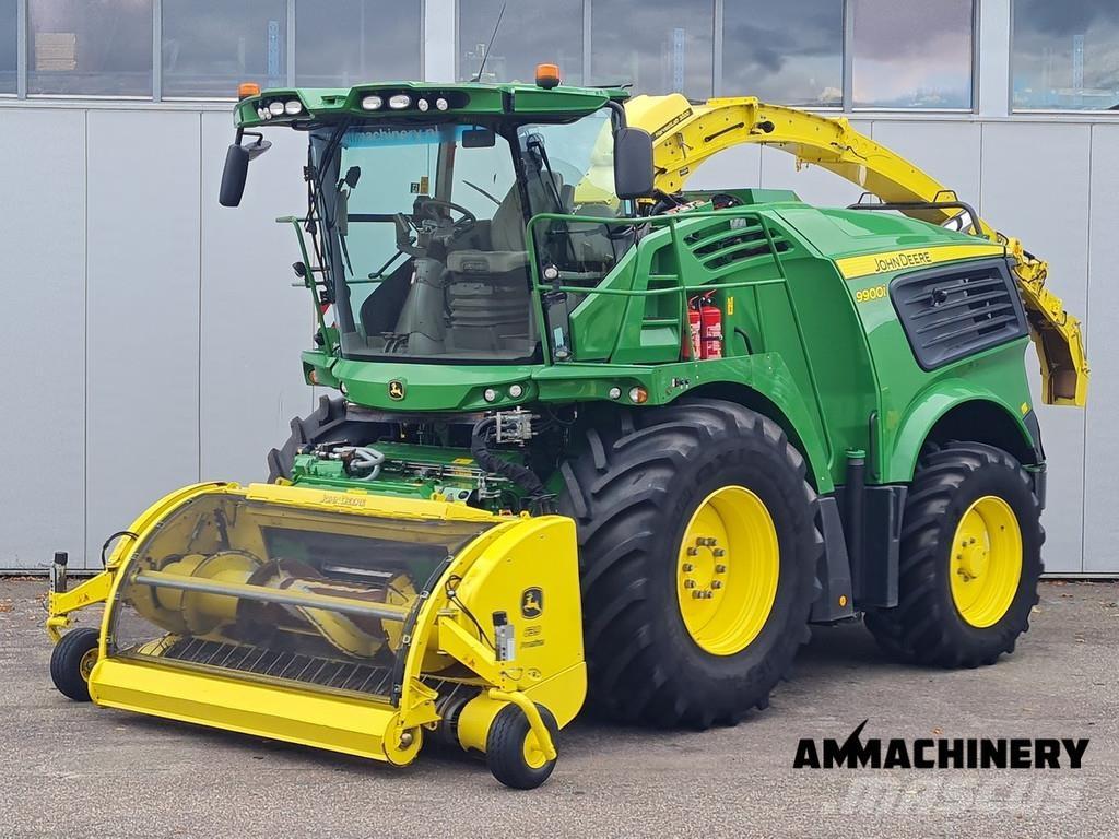 John Deere 9900 i حصادات الأعلاف