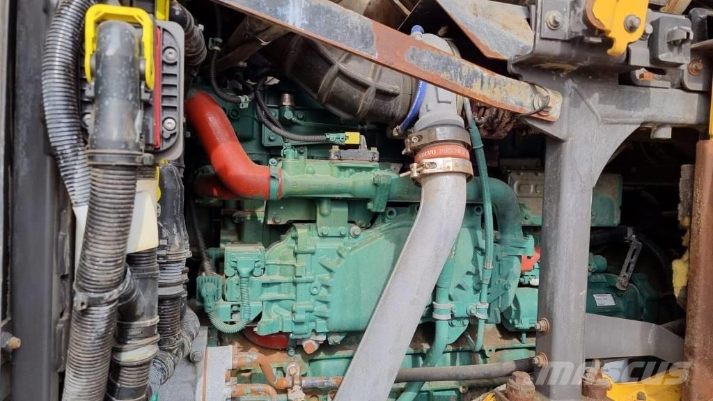 Volvo L 110 H لوادر بعجل