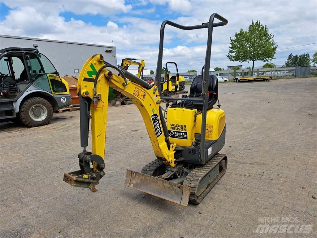 Wacker Neuson 803 حفارات زحافة