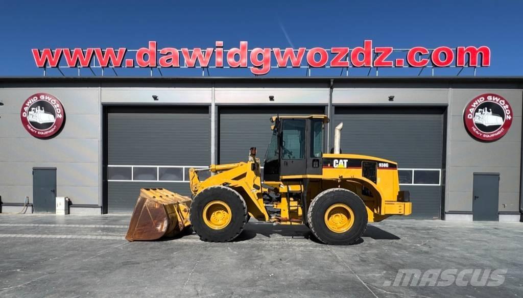 CAT 938 G لوادر بعجل