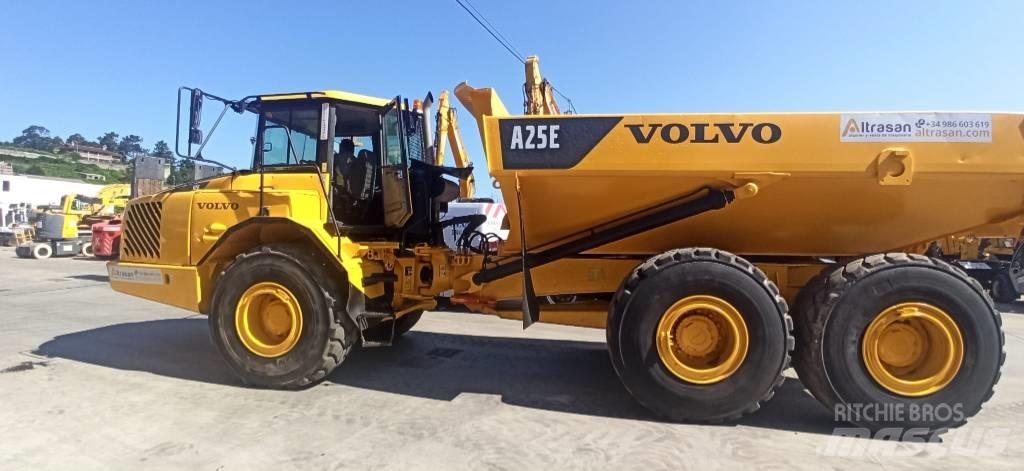 Volvo A 25 E ساحبات مفصلية