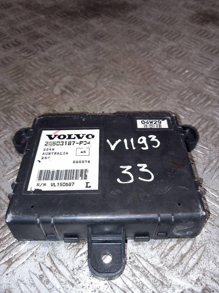 Volvo FH 12    20503187 إلكترونيات