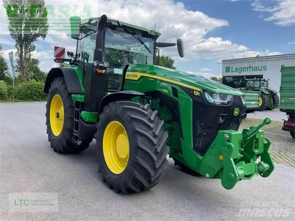 John Deere 8r340 الجرارات