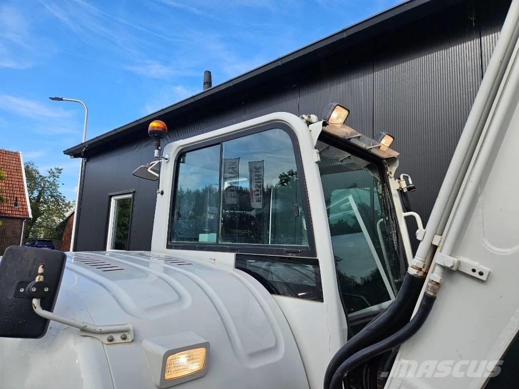 Takeuchi TB 290 حفارات وسط 7 طن - 12 طن