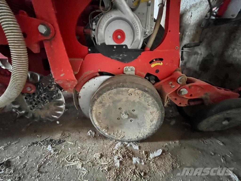 Gaspardo Renata ماكينات البذر الدقيق