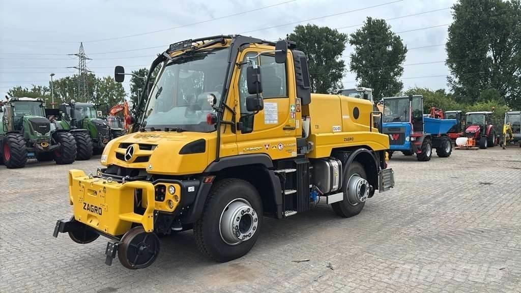 Unimog U423 شاحنات بمقصورة وهيكل