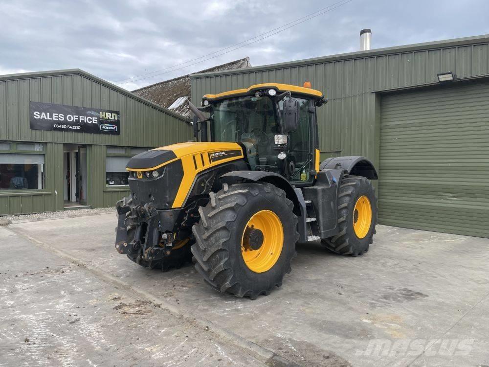 JCB 4220 الجرارات