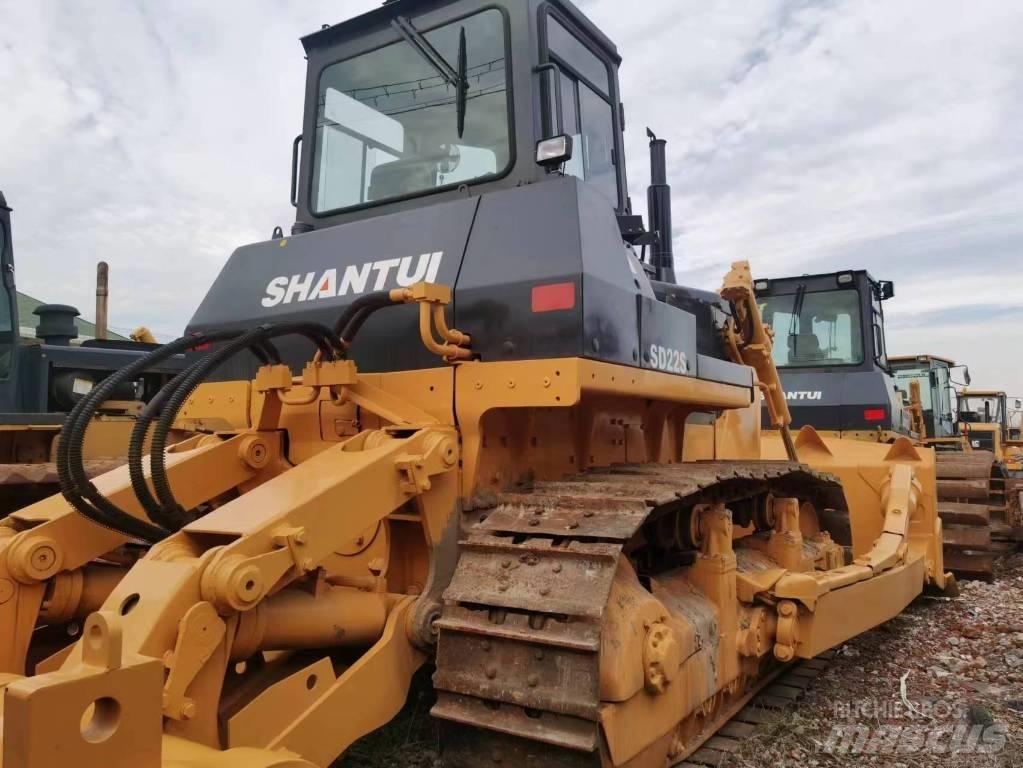 Shantui sd22 بلدوزرات مجنزرة