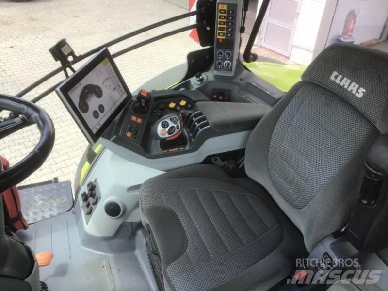 CLAAS AXION 870 الجرارات