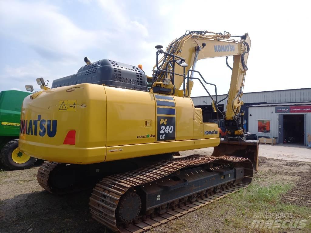 Komatsu PC 240 LC حفارات زحافة
