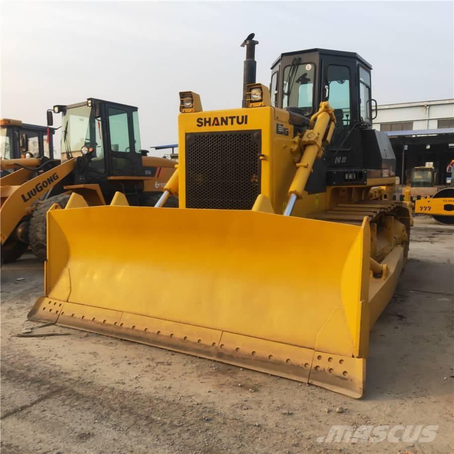 Shantui SD22 بلدوزرات مجنزرة