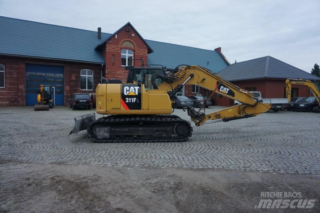 CAT 311 F LRR حفارات زحافة