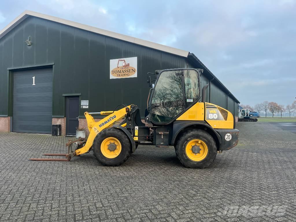Komatsu WA 80-5 لوادر بعجل