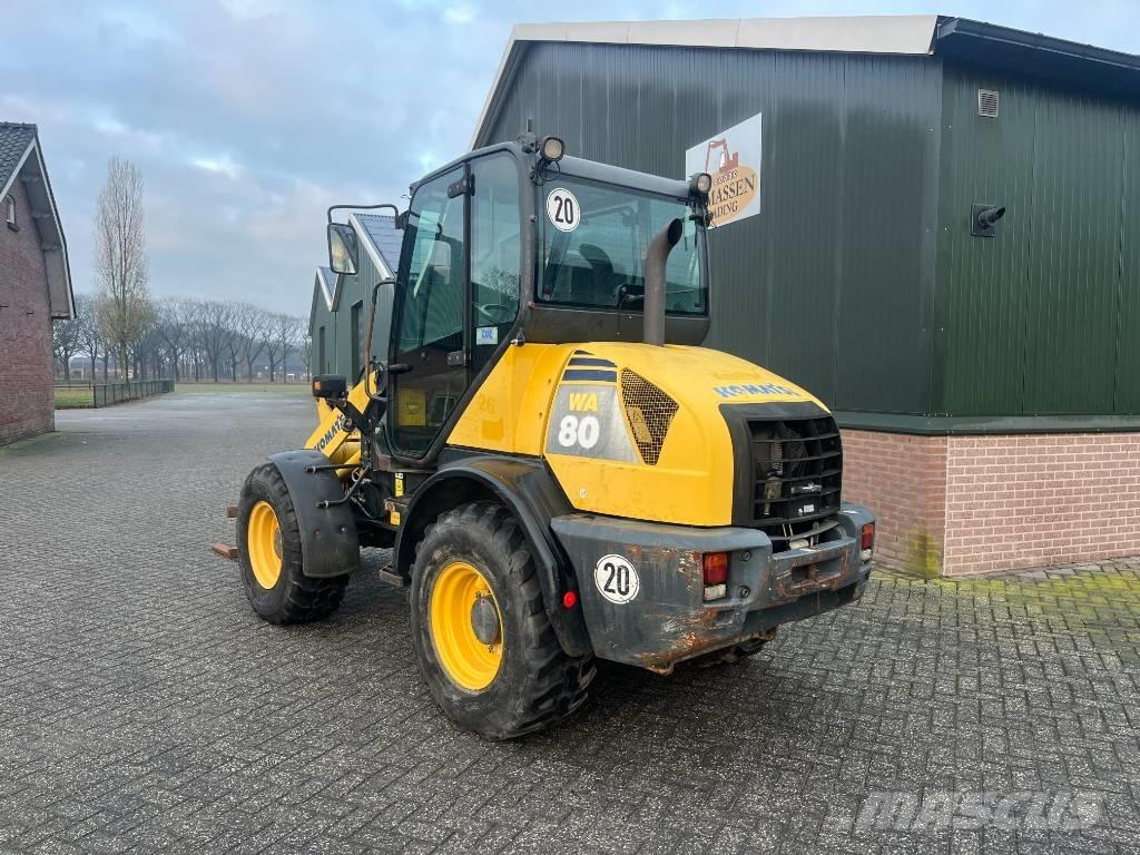 Komatsu WA 80-5 لوادر بعجل