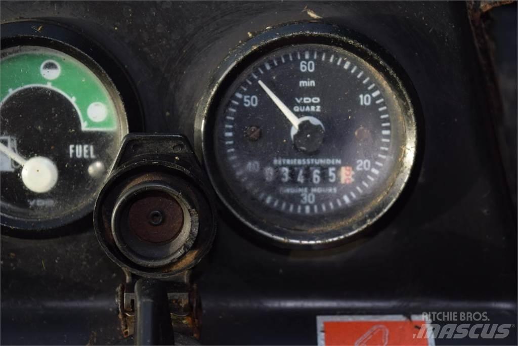John Deere 1065 حصادات