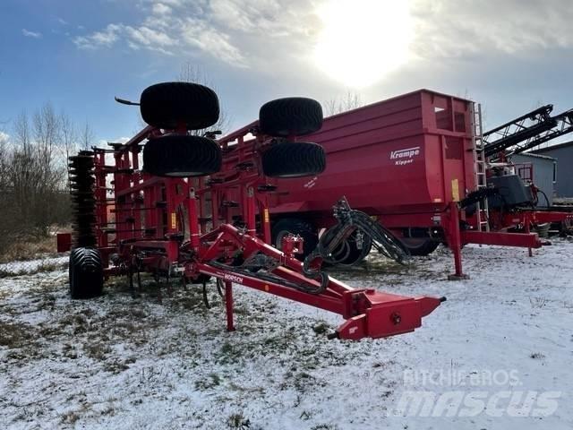 Horsch Cruiser 6 XL زراعات