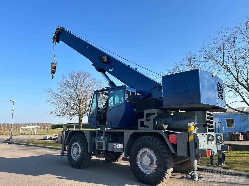 Grove RT 540 E رافعات الطرق الوعرة