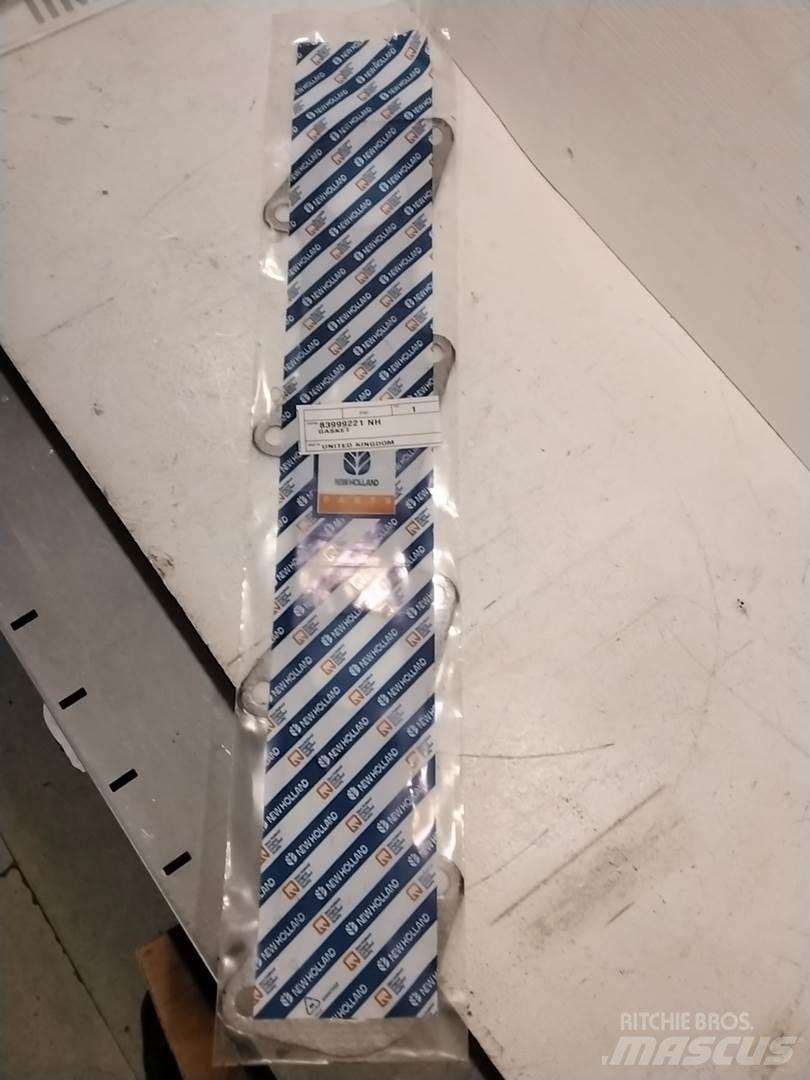 Ford 83999221 NH محركات