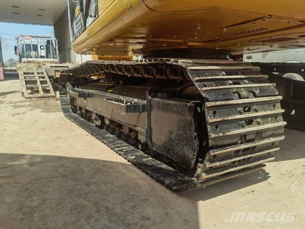 CAT 312 D حفارات زحافة