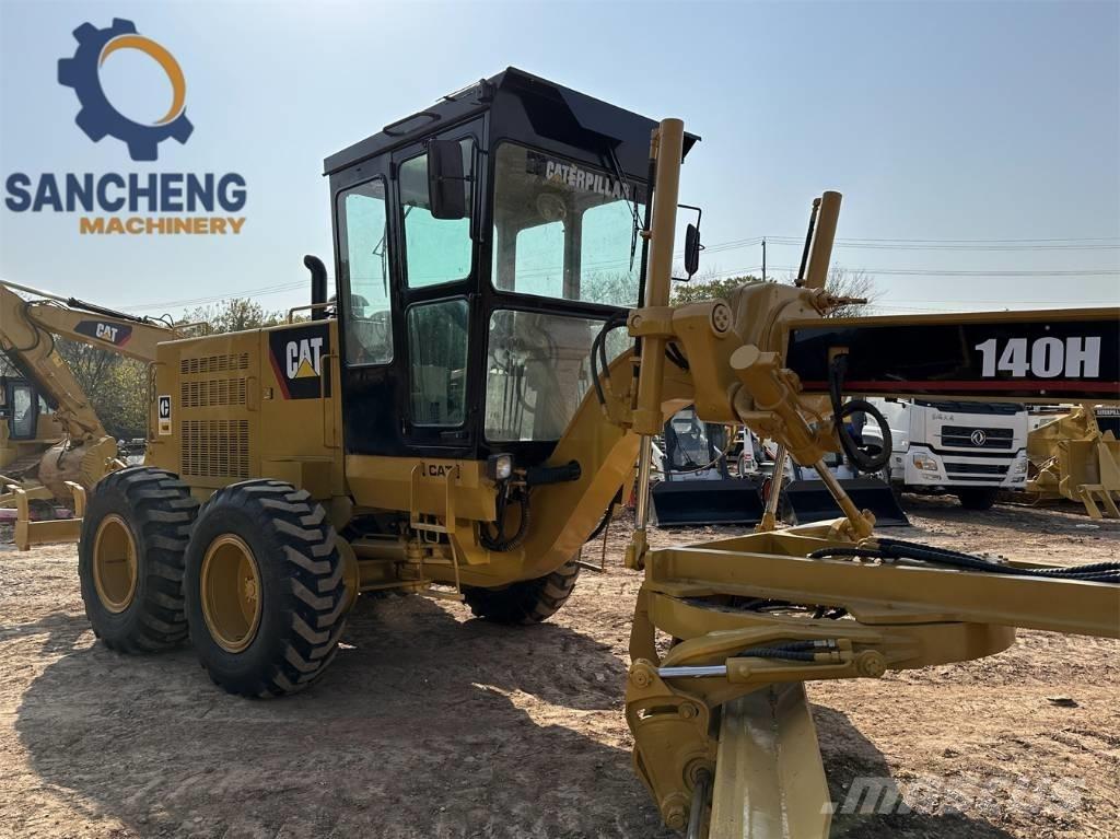 CAT 140H معدات تمهيد الطرق
