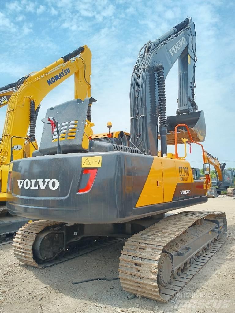 Volvo EC 290 حفارات زحافة