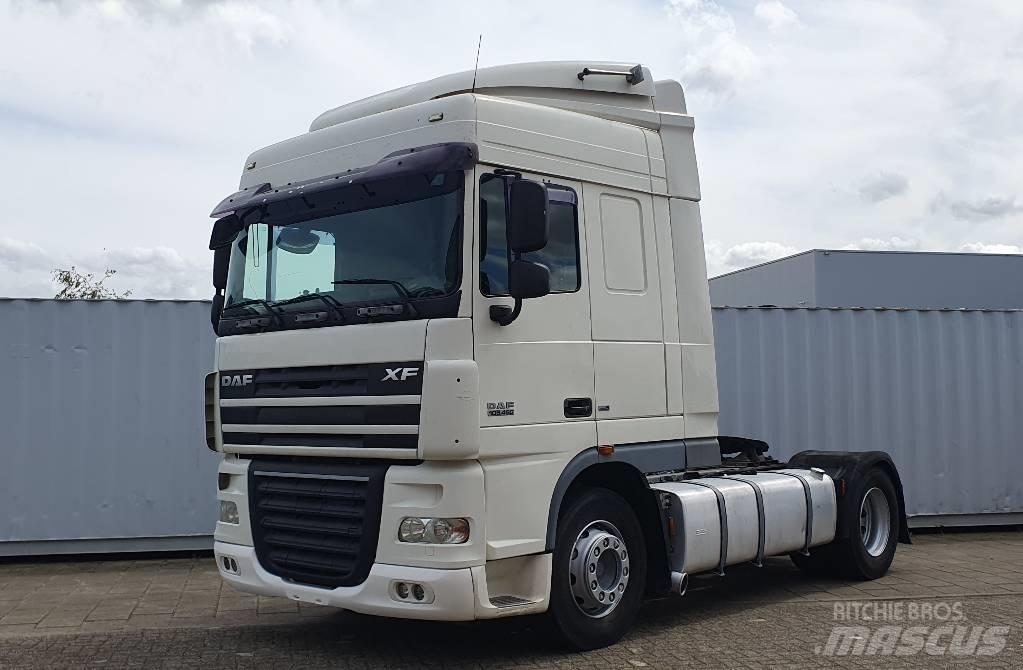 DAF XF 105.460 وحدات الجر