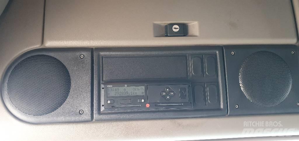 DAF XF 105.460 وحدات الجر