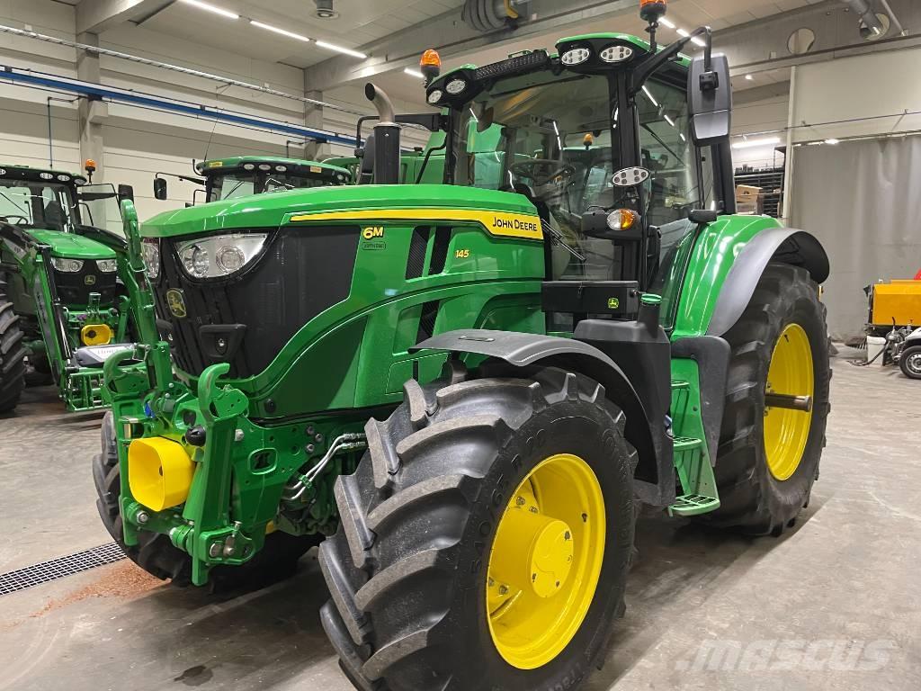 John Deere 6M145 الجرارات