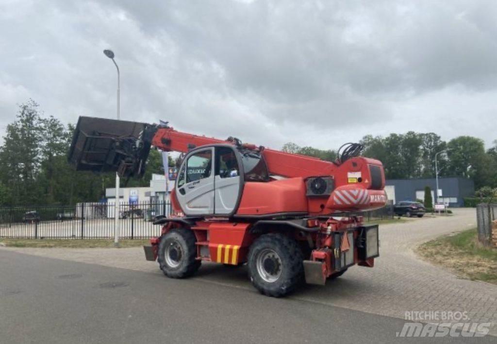 Manitou MRT2540 مناولات متداخلة