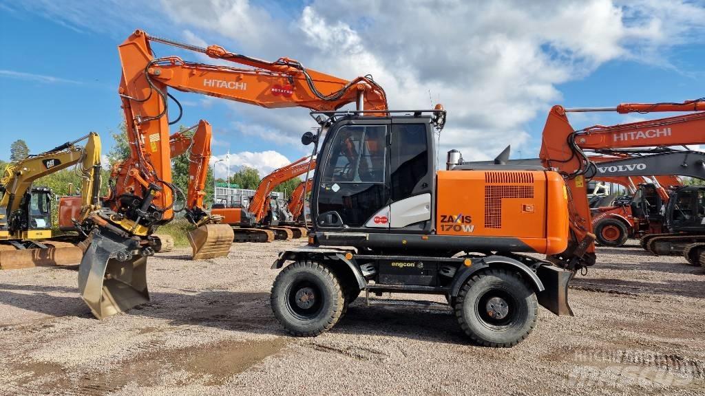 Hitachi ZX170W-5 2P حفارات بعجل