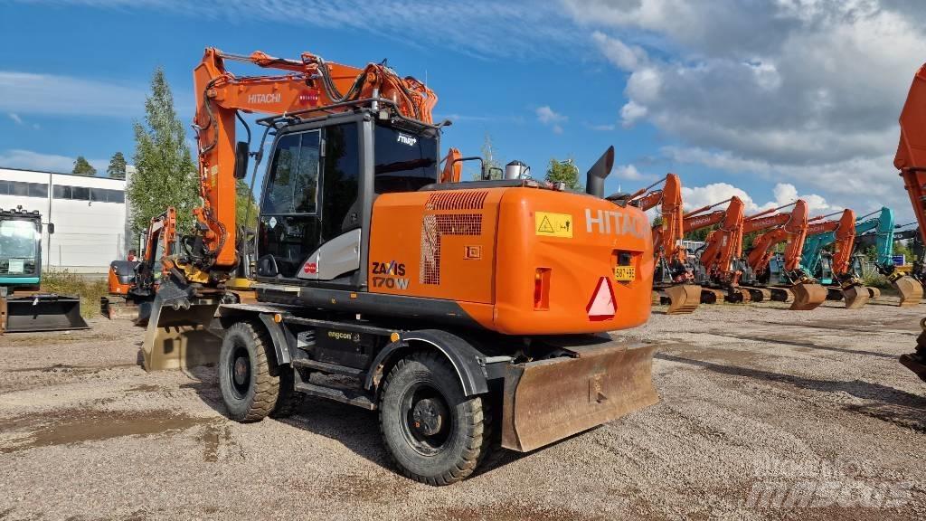 Hitachi ZX170W-5 2P حفارات بعجل