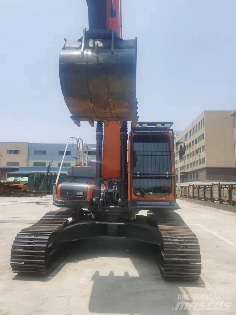 Doosan DX 300 LC حفارات زحافة