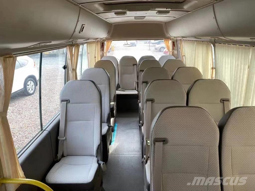 Toyota Coaster Bus حافلة صغيرة