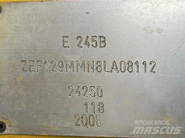 New Holland E245B حفارات خاصة