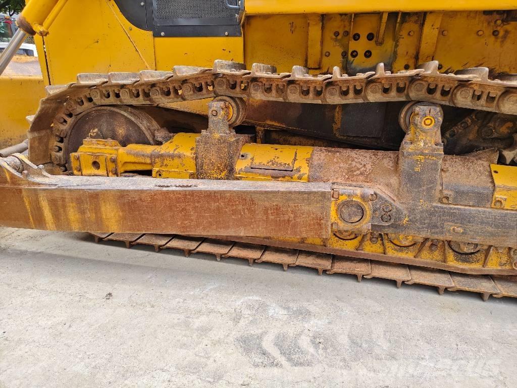 Shantui SD 22 بلدوزرات مجنزرة