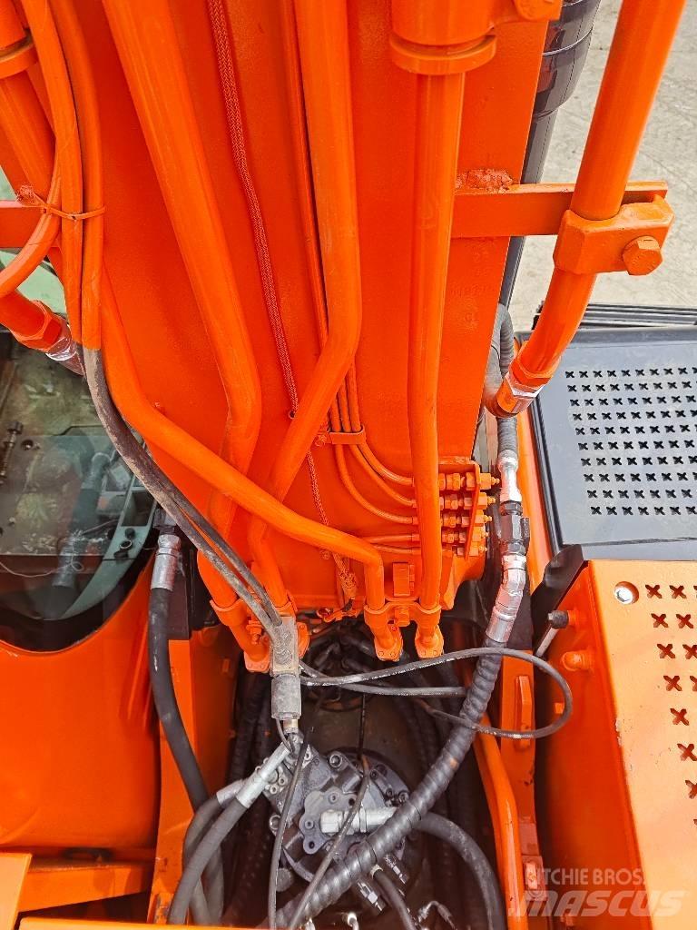 Doosan DX 225 LC-9c حفارات زحافة